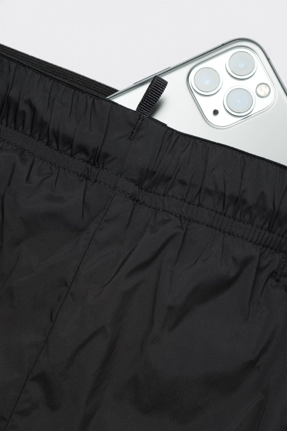 SATISFY TechSilk 8 Shorts Black | Edgar Bdx
