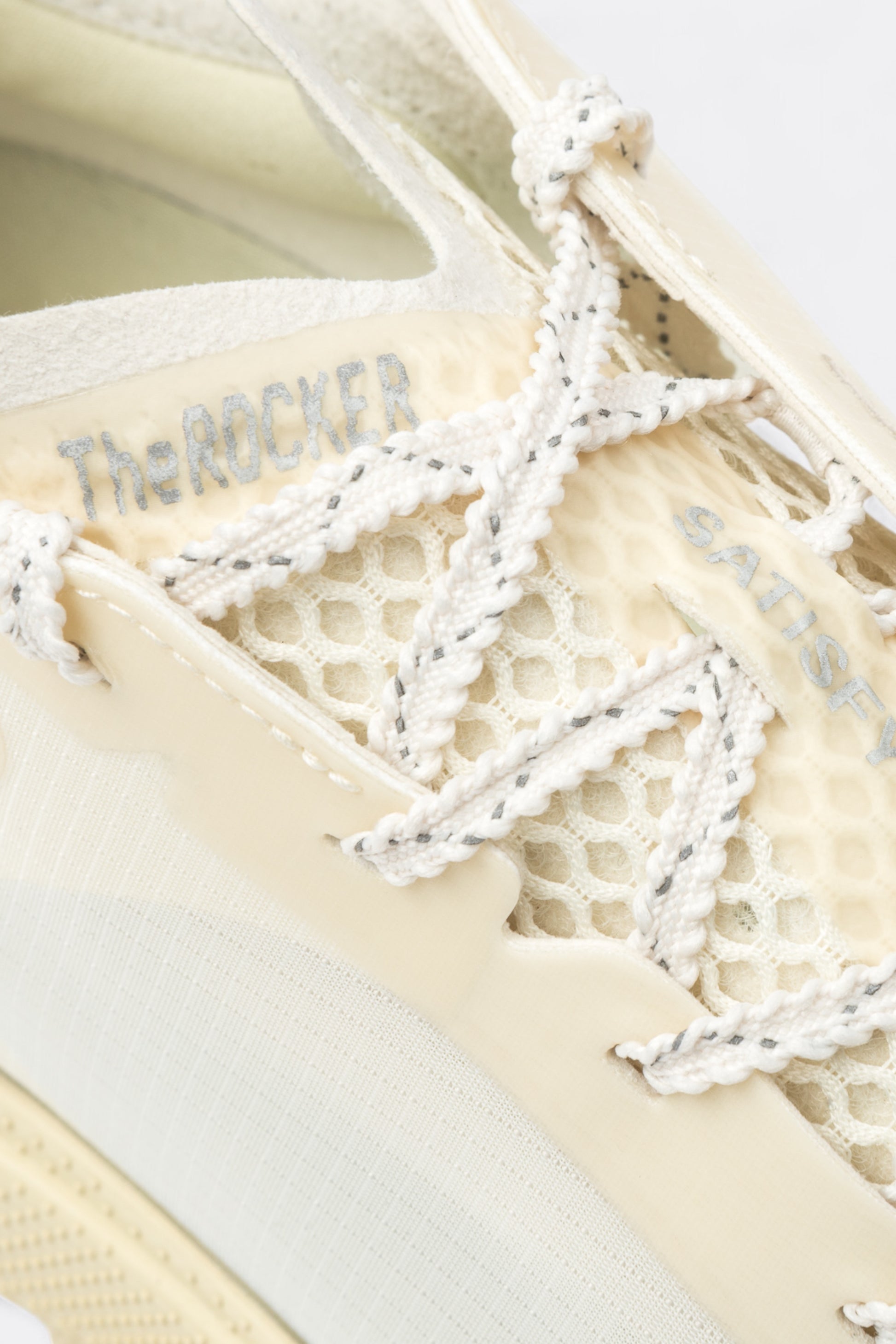 Satisfy - TheRocker (Antique White)