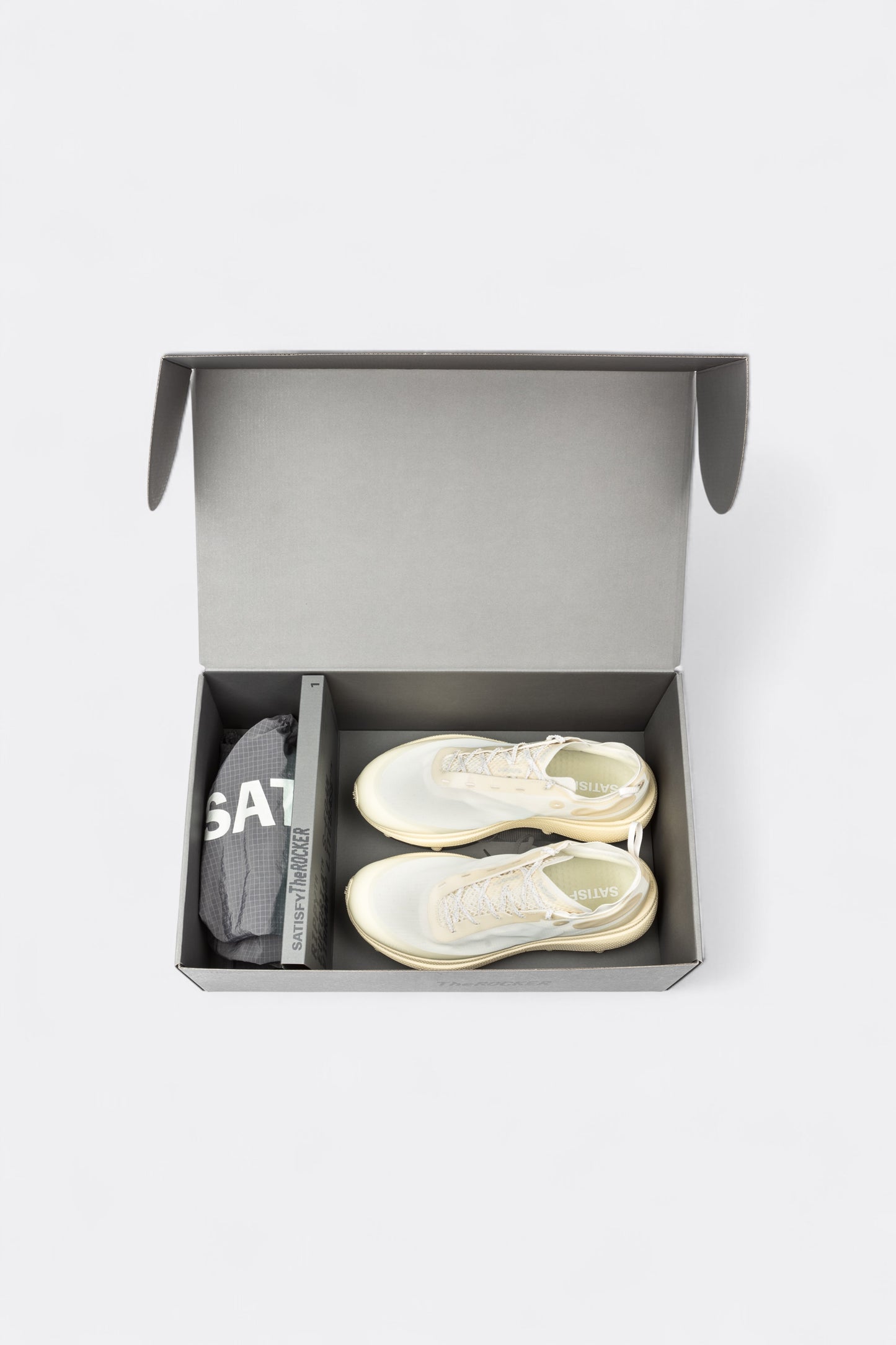 Satisfy - TheRocker (Antique White)