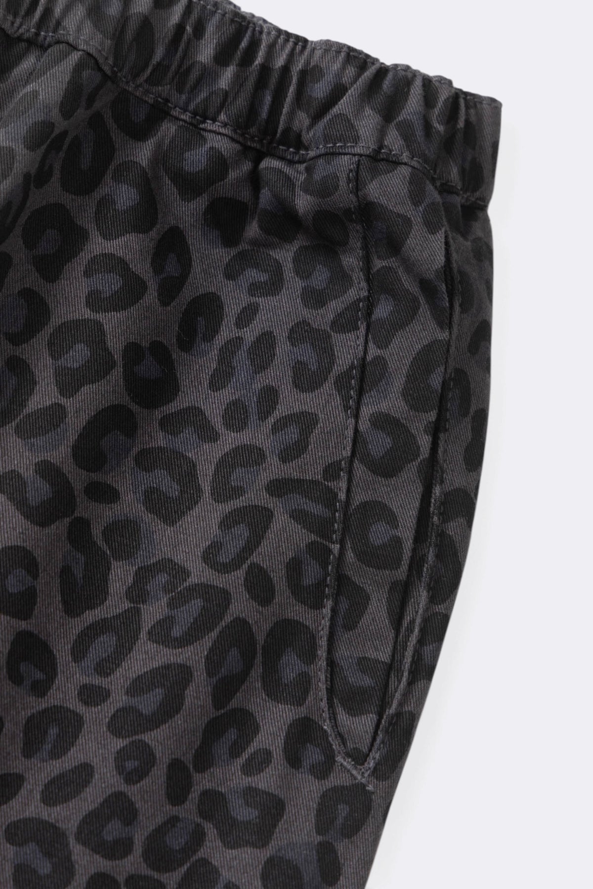 SERVICE WORKS Patterned Easy Chef Pants Black Leopard | Edgar Bdx