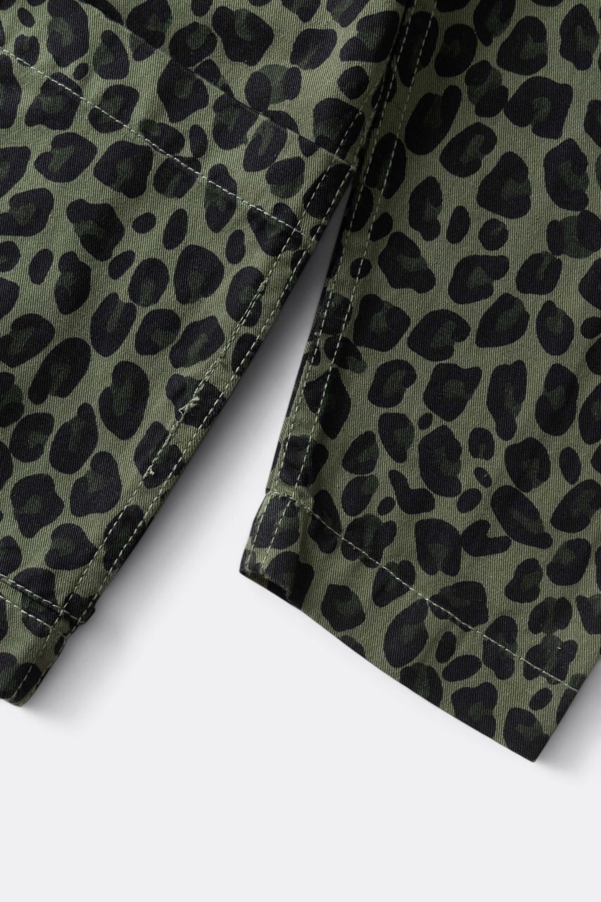 Service Works Patterned Easy Chef Shirt Green Leopard | Edgar Bdx