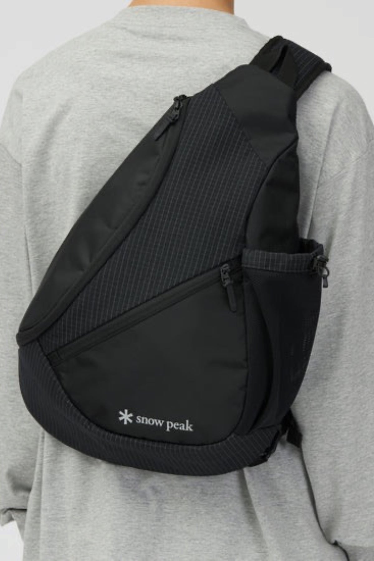 SNOW PEAK Grid Sling Bag Black | Sac bandoulière | Edgar Bdx