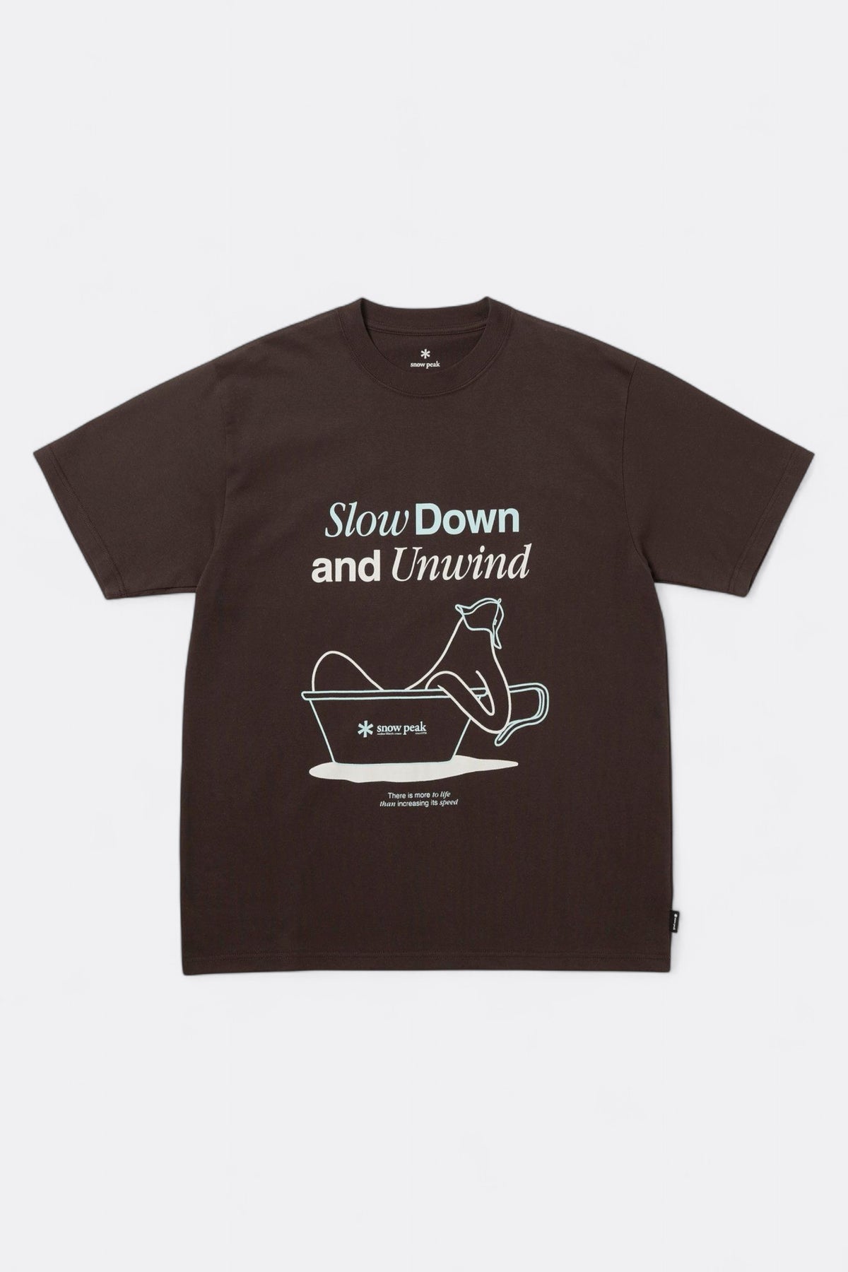 SNOW PEAK Relaxation T-Shirt Dark Brown | T-shirt bio | Edgar Bdx