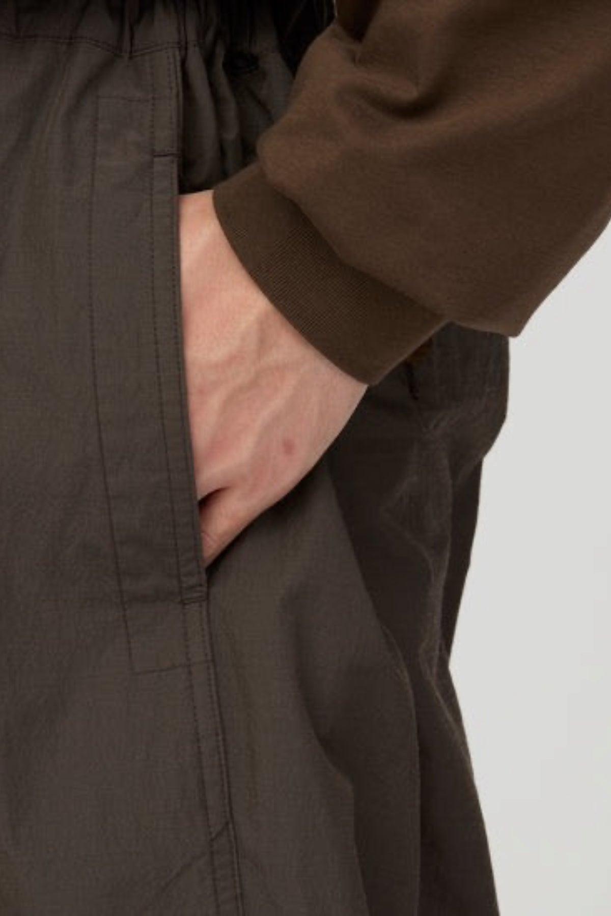 SNOW PEAK Wool Nylon Taffeta Trousers Dark Brown |Pantalon| Edgar Bdx