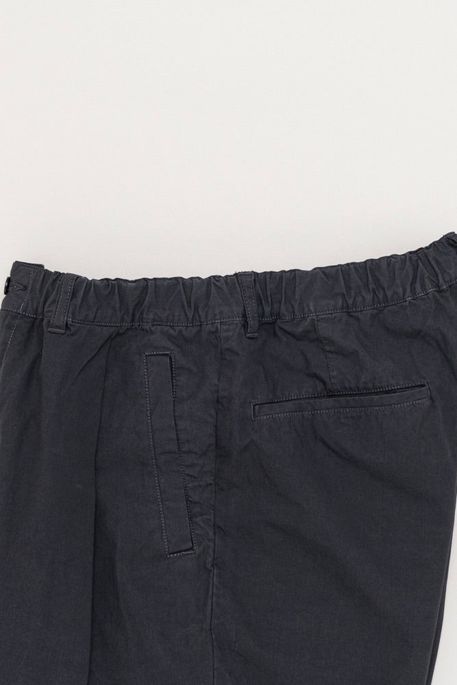 Still By Hand - Garment-Dye Deep Tuck Pants (Ink Black)