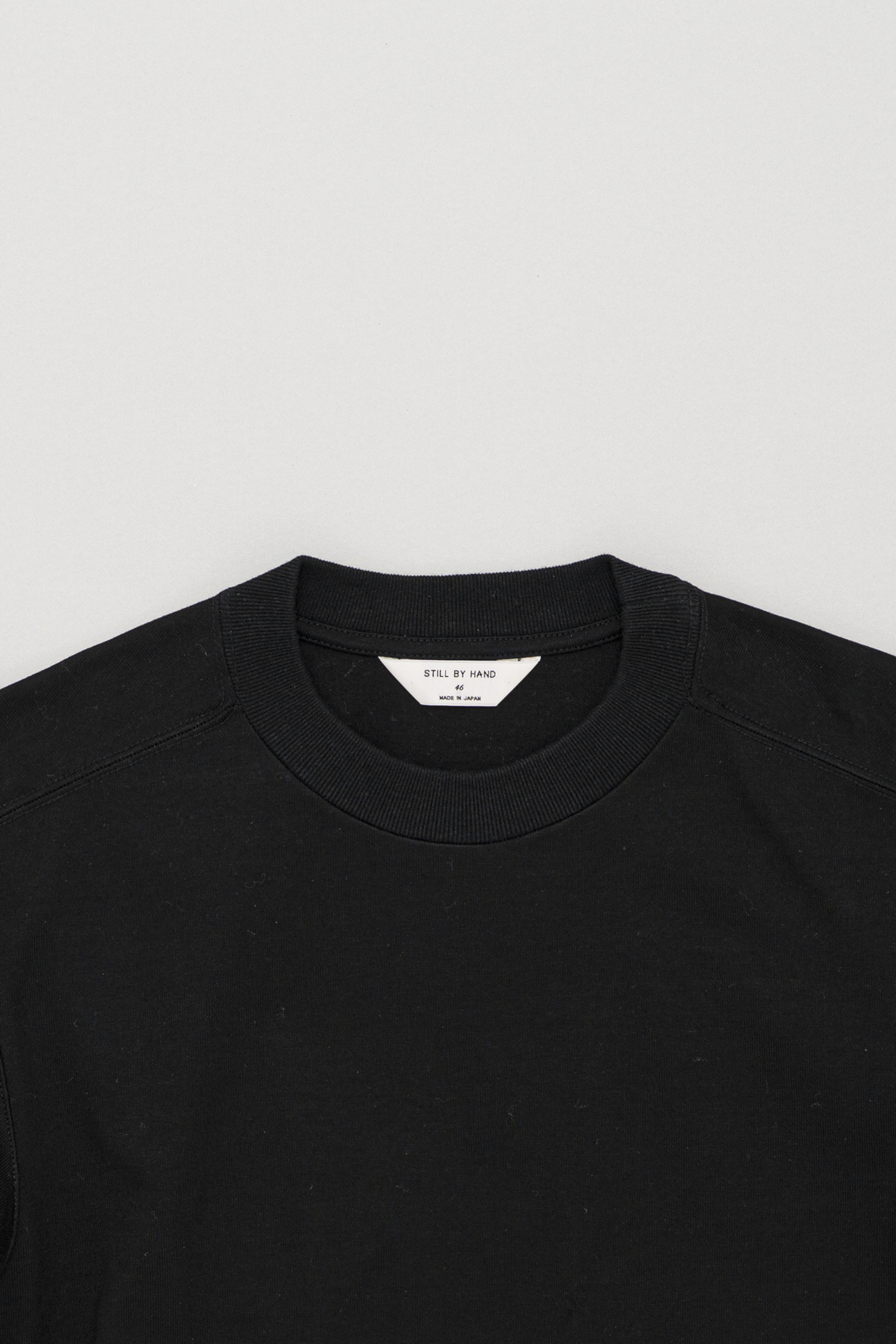 Still By Hand - Sweatshirt Manches Courtes Black