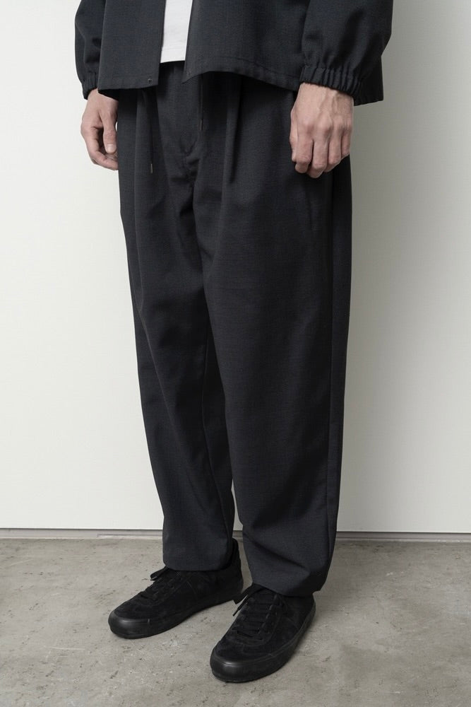 Still By Hand - Relaxed 2 Tuck Pants (Dark Brown)