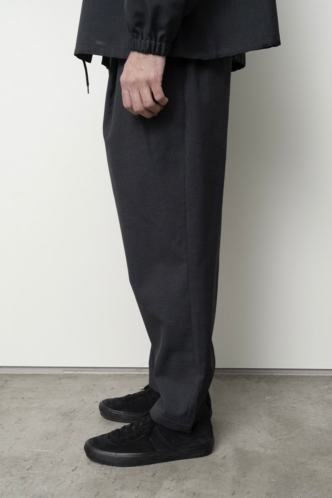 Still By Hand - Relaxed 2 Tuck Pants (Dark Brown)