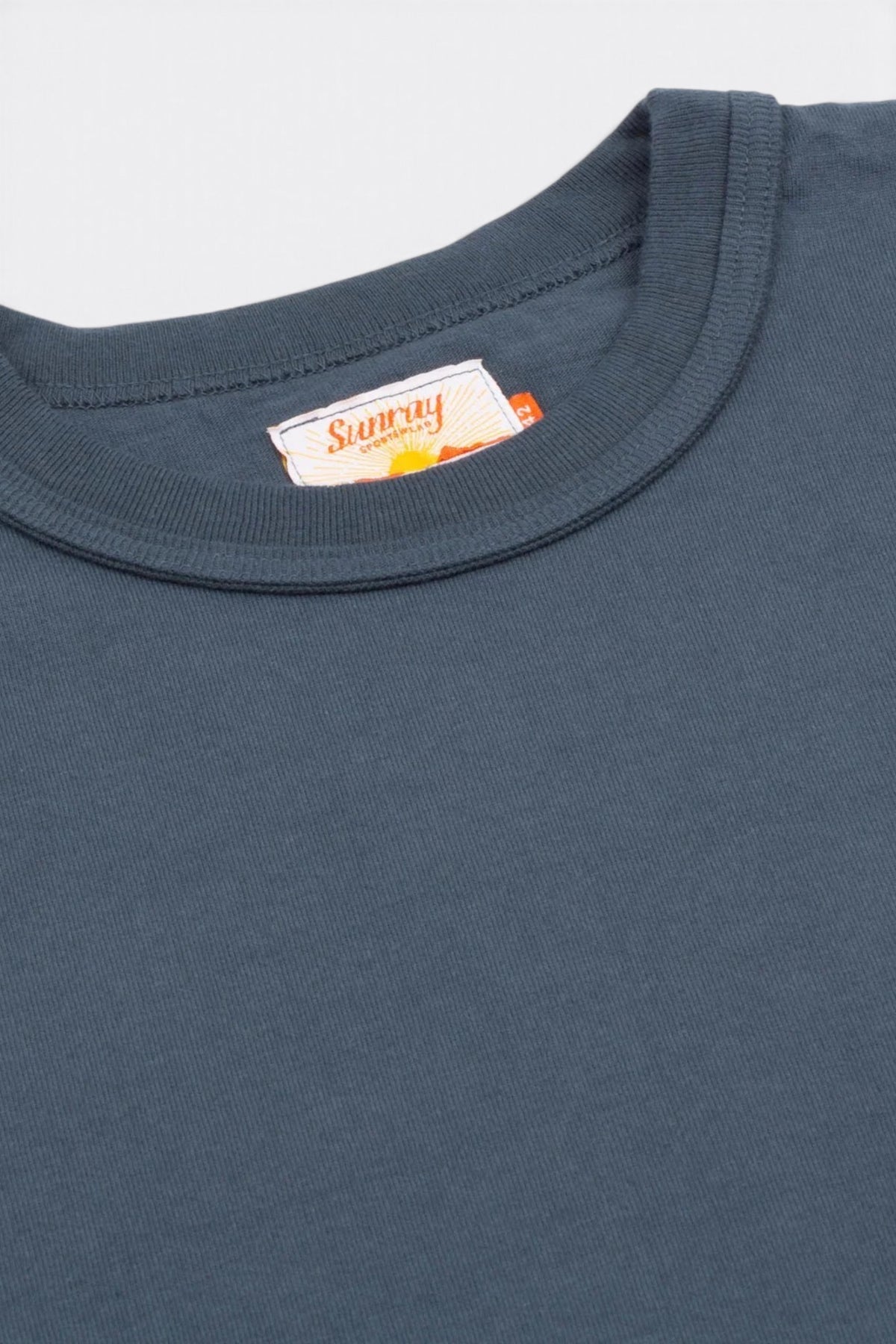 SUNRAY SPORTSWEAR Haleiwa T-Shirt Dark Slate | T-shirt | Edgar Bdx