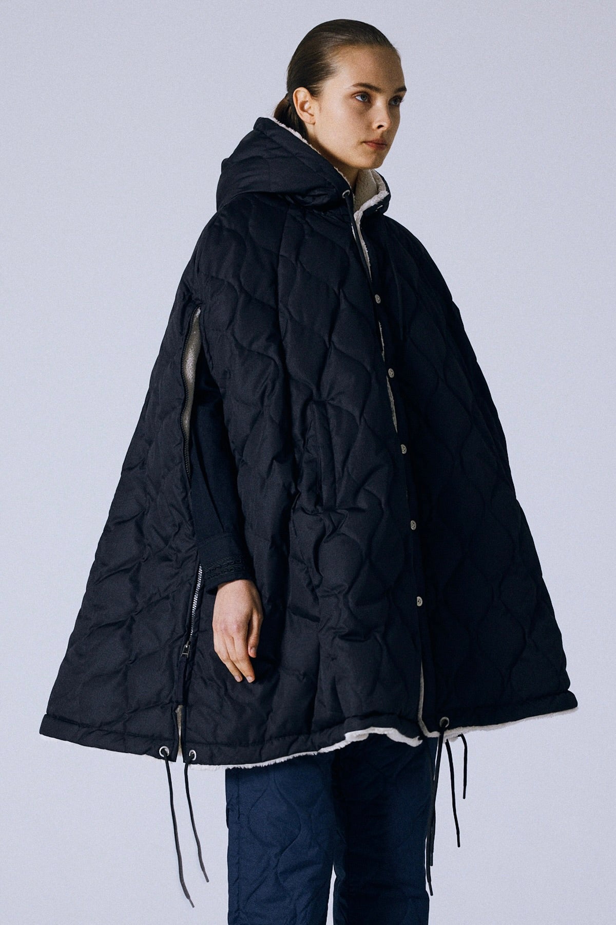 TAION - Military Down Cape (Black / Cream)