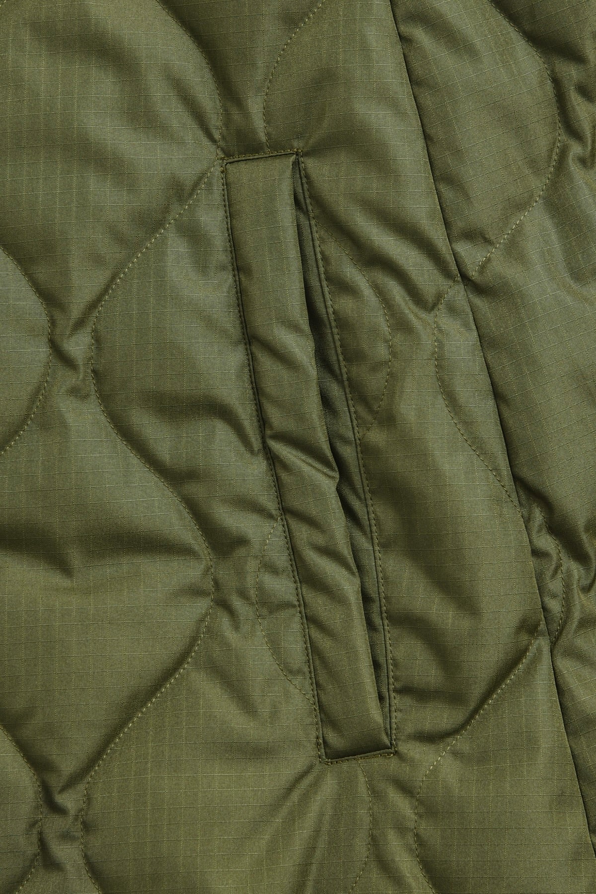 Taion - Military Down Cape (Dark Olive / Cream)