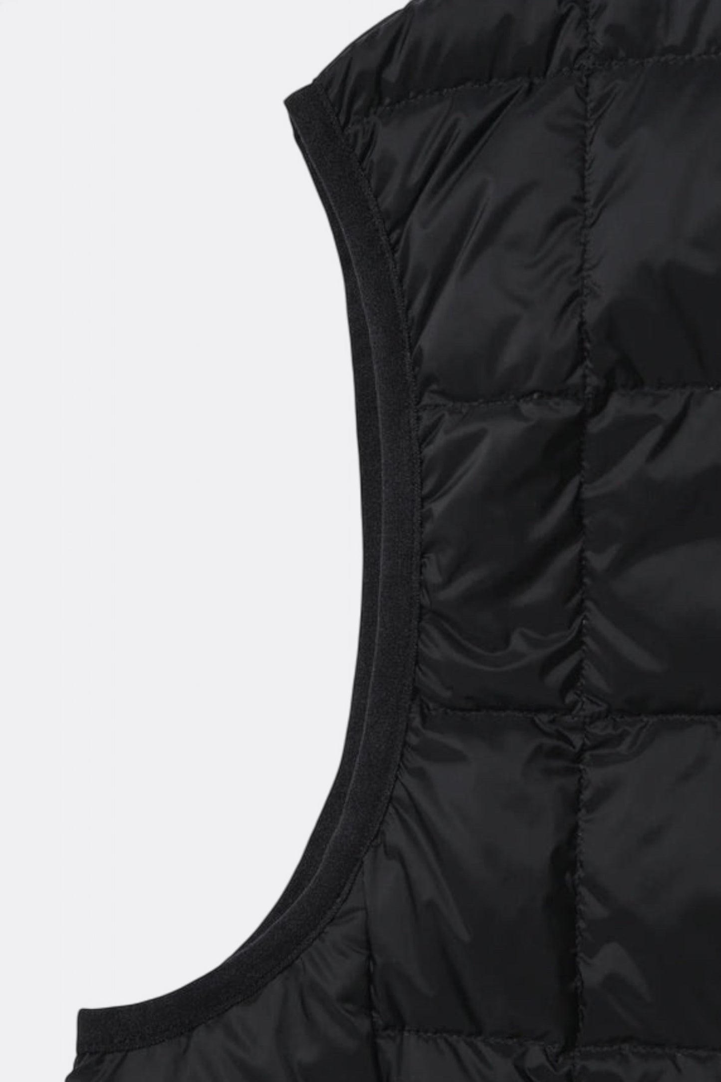 Taion - V-Neck Down Vest (Digital Camo)