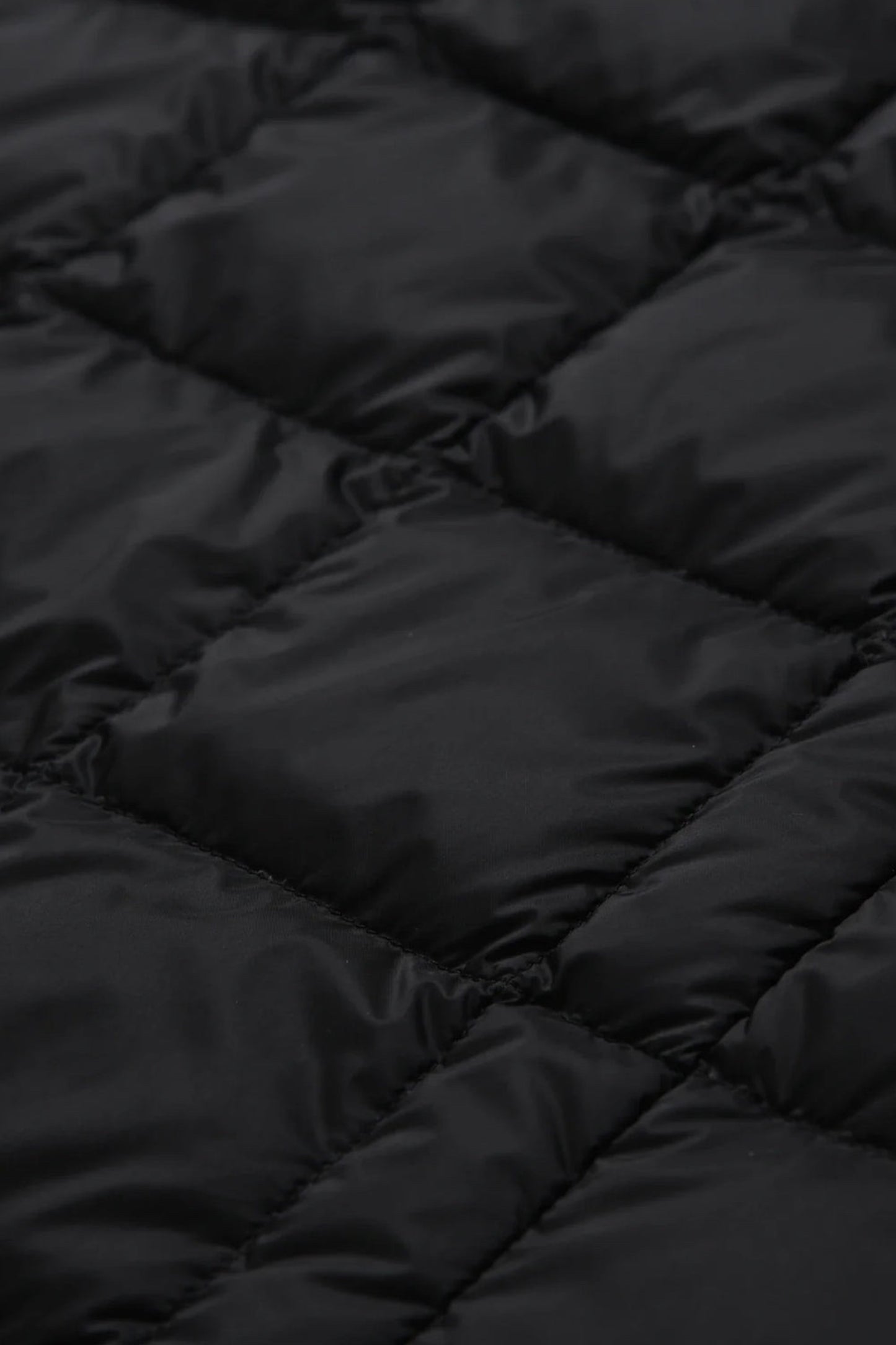 Taion - V-Neck Down Vest (Digital Camo)