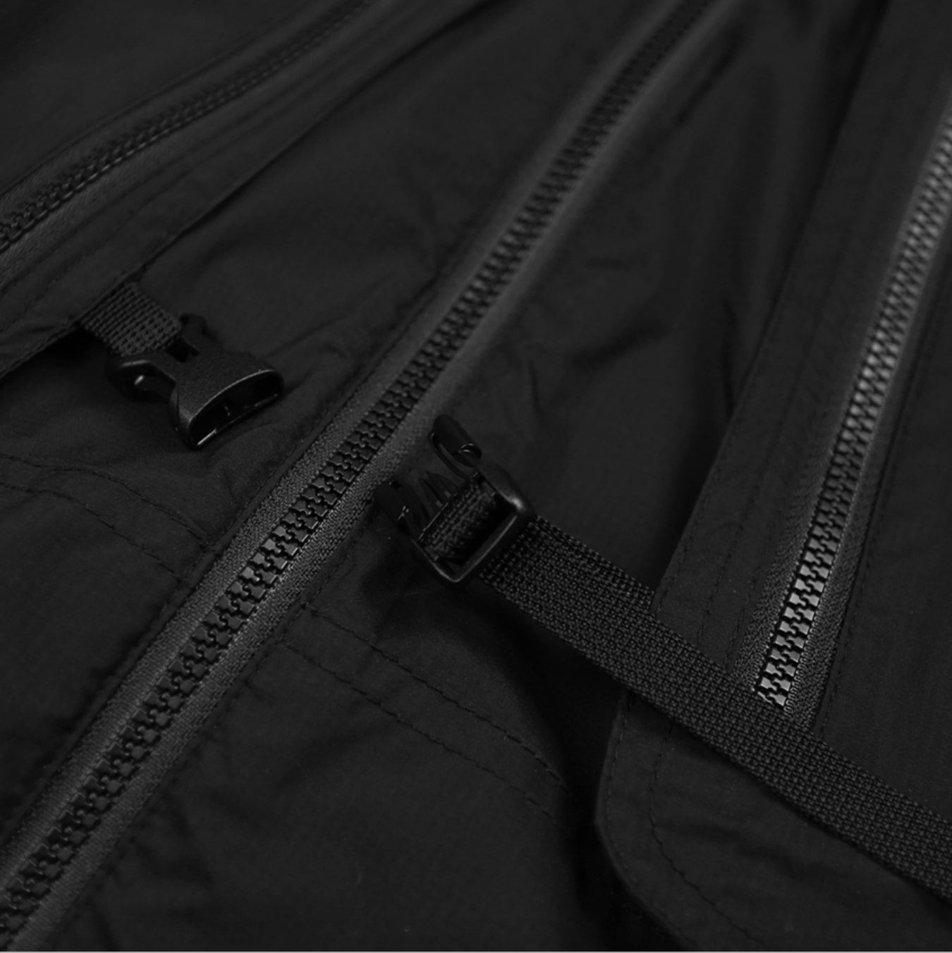 Cayl - Buckle Wind Jacket (Black)